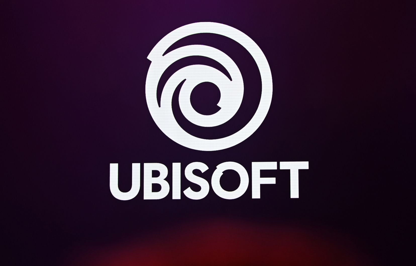 Image default